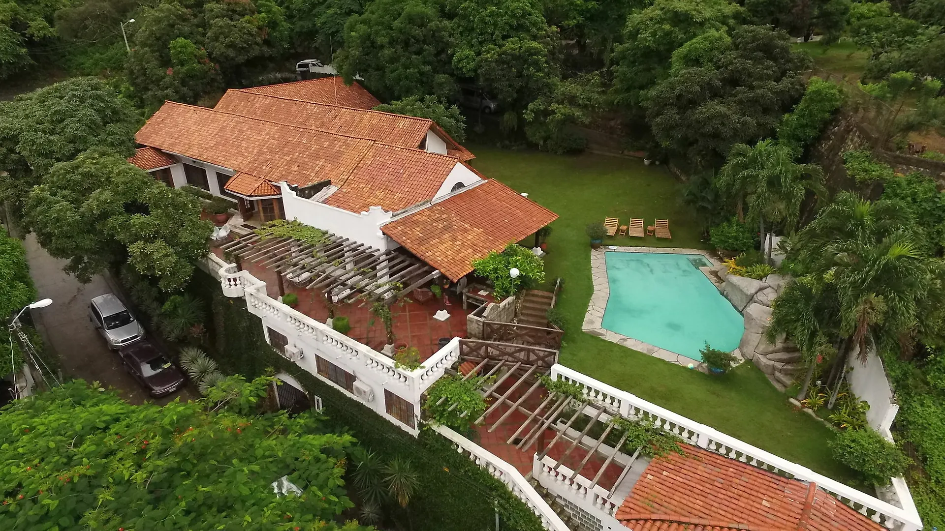 Nazu House Bed & Breakfast Guayaquil 3*,